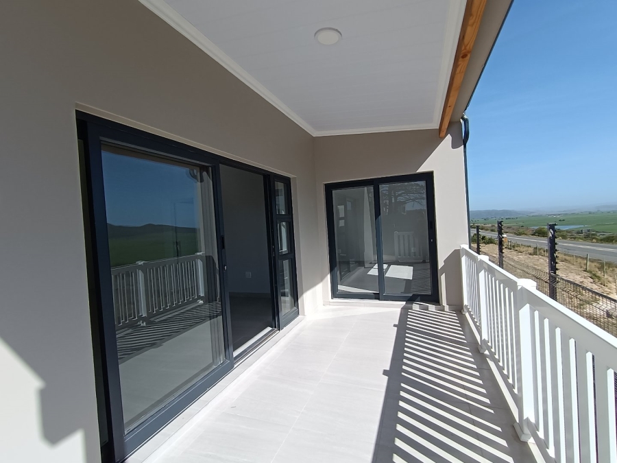 3 Bedroom Property for Sale in Reebok Western Cape